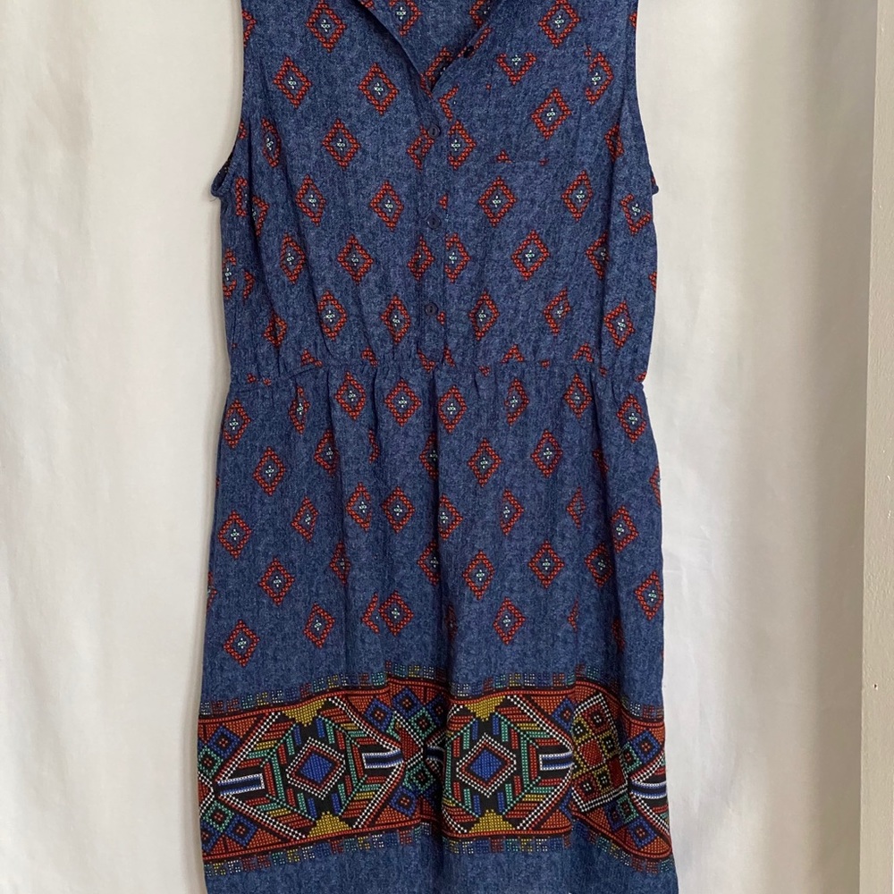 Blue dress with collar